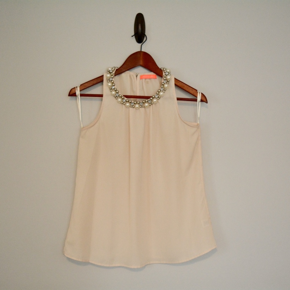 💐 3/ $15 Lulumari Embellished Beaded Halter Top A'Gaci